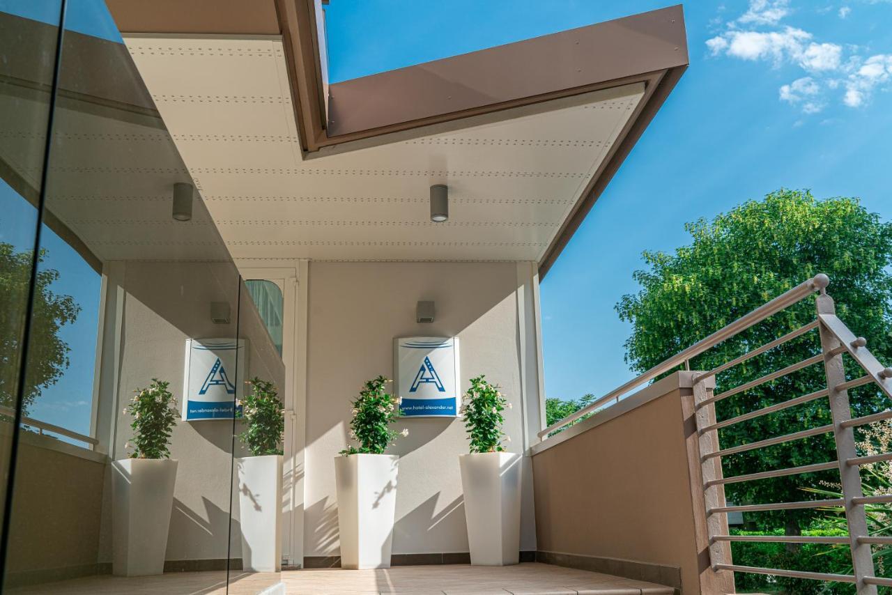 Hotel Alexander Bibione Esterno foto