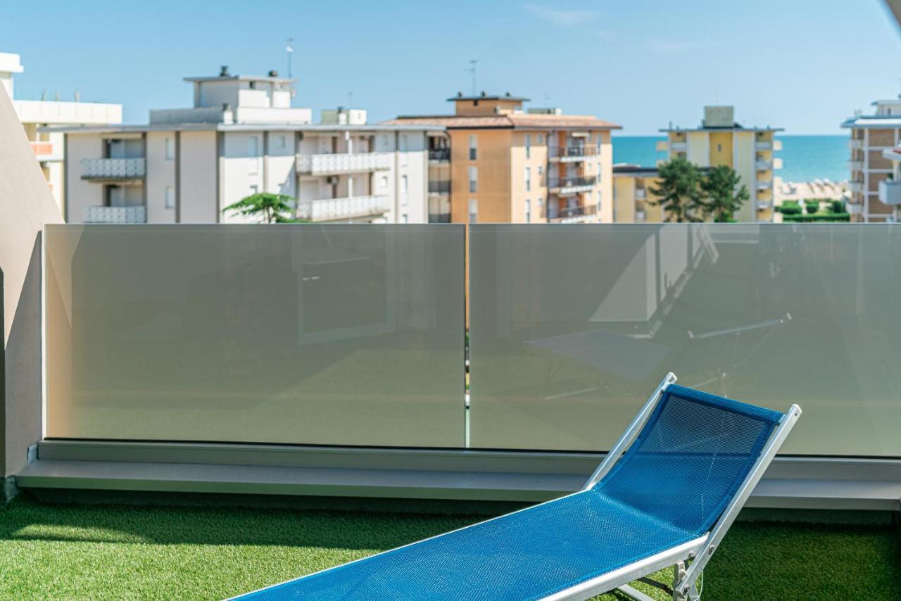 Hotel Alexander Bibione Esterno foto