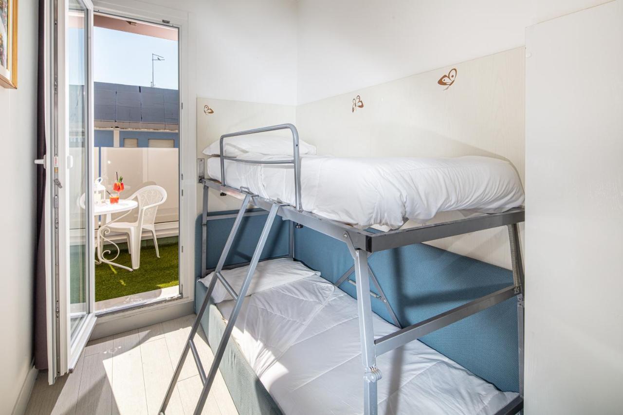 Hotel Alexander Bibione Esterno foto
