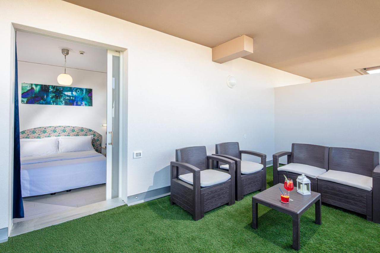 Hotel Alexander Bibione Esterno foto