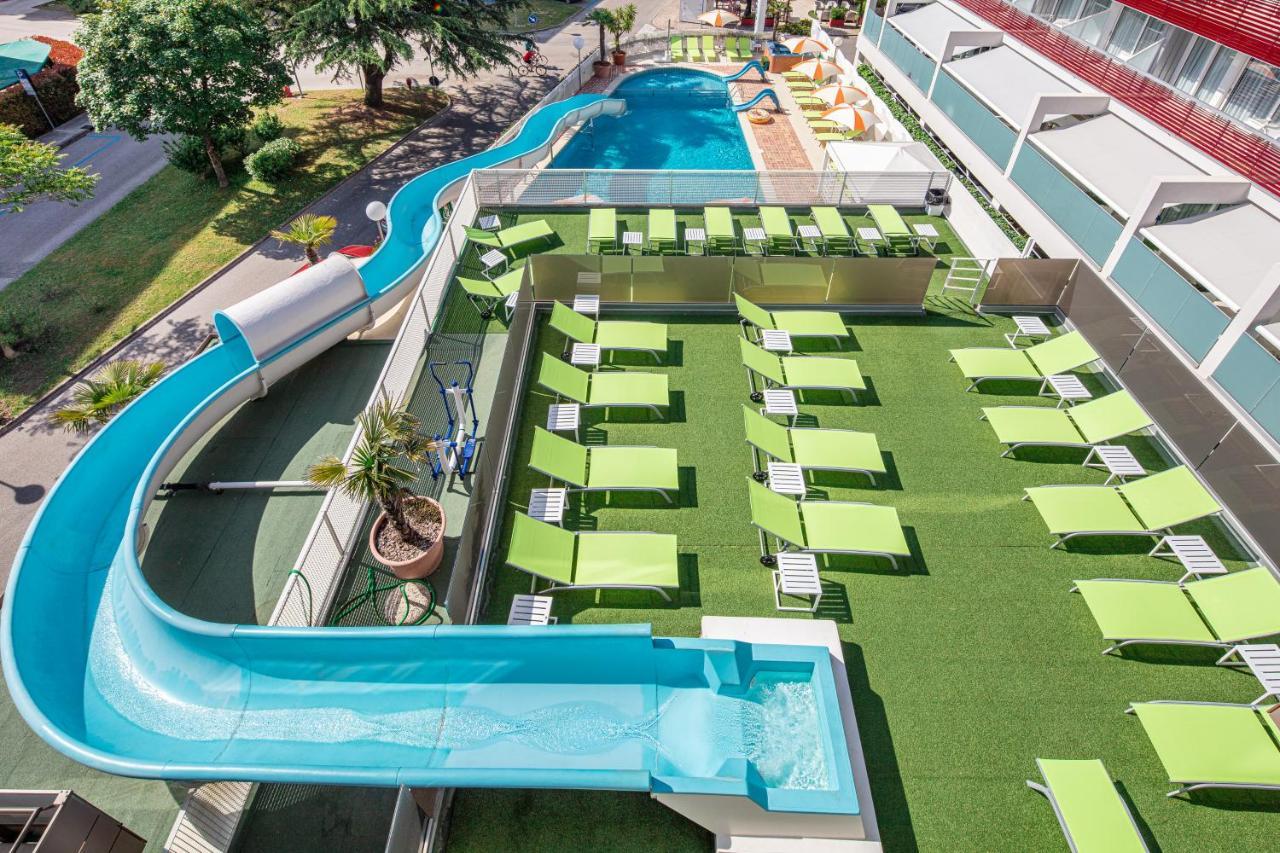 Hotel Alexander Bibione Esterno foto