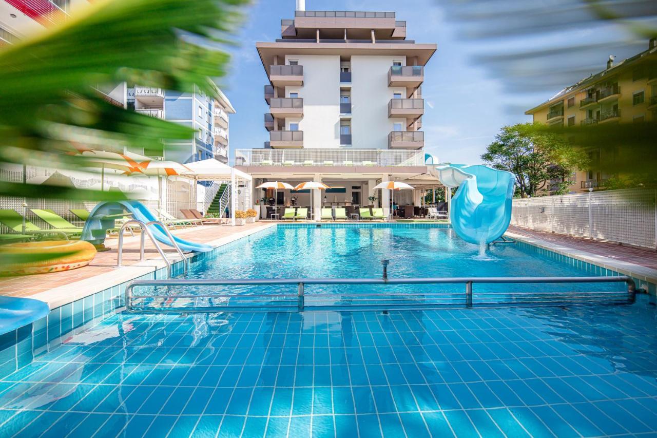 Hotel Alexander Bibione Esterno foto