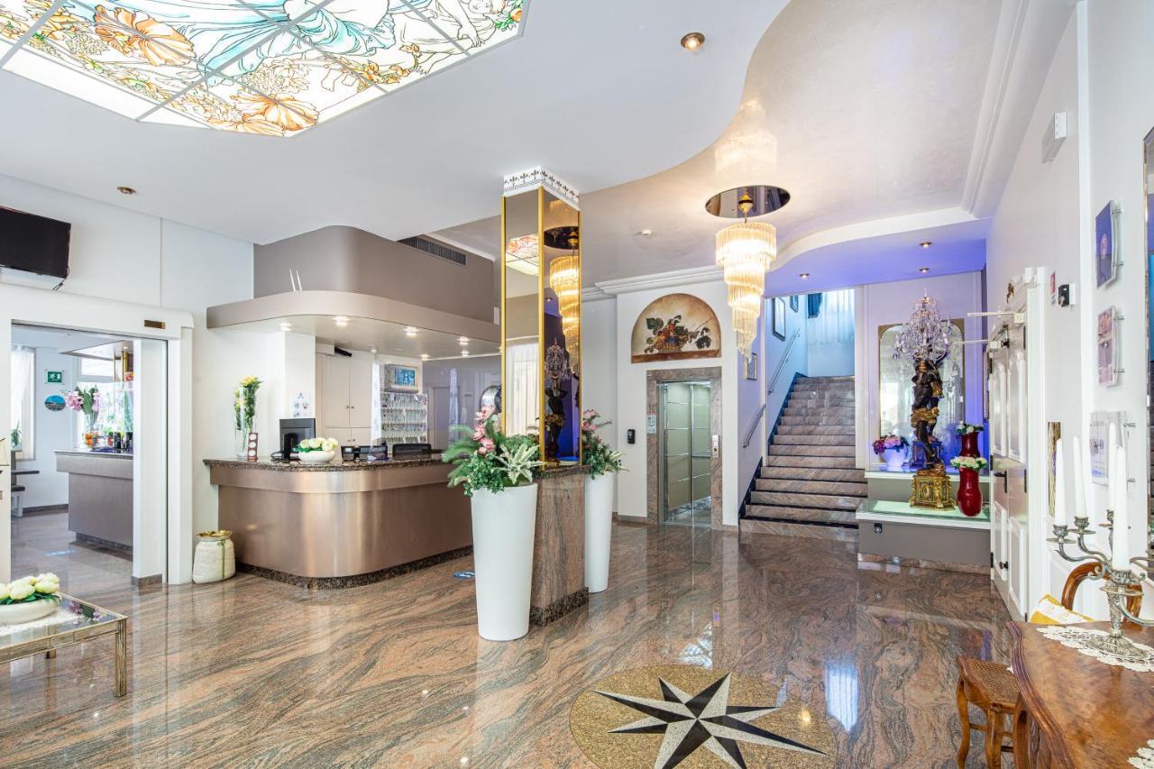 Hotel Alexander Bibione Esterno foto